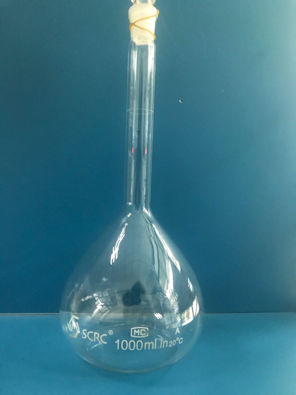 SCRC SCRC 济南库 容量瓶(3.3 A级) 1000ml 国药 可代办证书 1000ML    2只/盒 济南库 1000ML    2只/盒 济南库