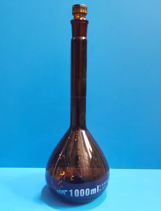 RH RH 青岛库 高硼硅标口棕量瓶 六角 A级1000ml RH 优等品高过检率 刻标（酸洗不掉色） 六角 A级1000ml 2只/盒*12/箱 六角 A级1000ml 2只/盒*12/箱