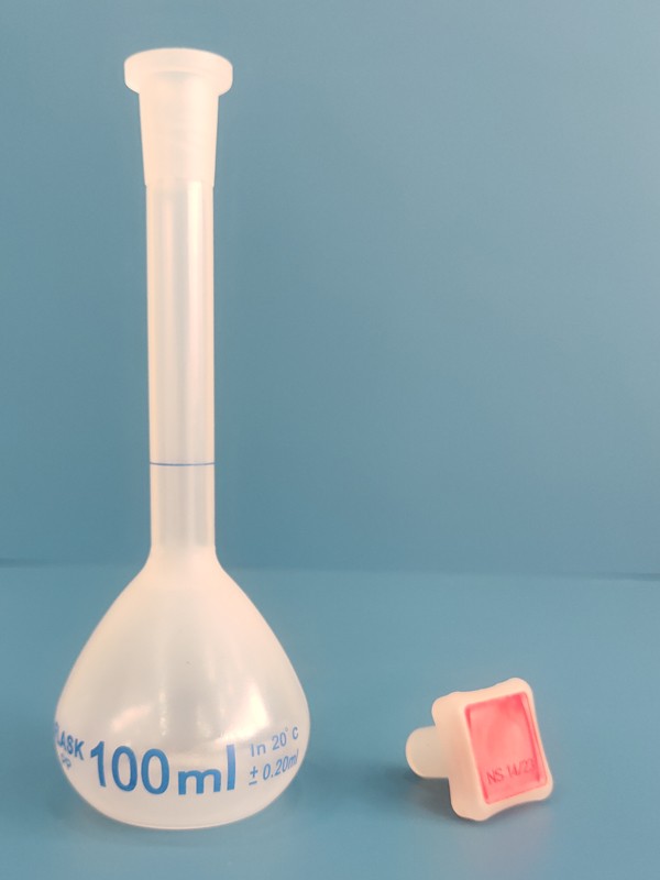 青岛库 优质标准塑料容量瓶 100ML 耐高温高压  Uni-Sci 100ML 100ML