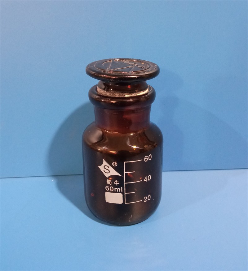 蜀牛 蜀牛 济南库 中性料棕大口瓶 60ML 蜀牛 60ML 10只/盒*16/箱 济南库 60ML 10只/盒*16/箱 济南库