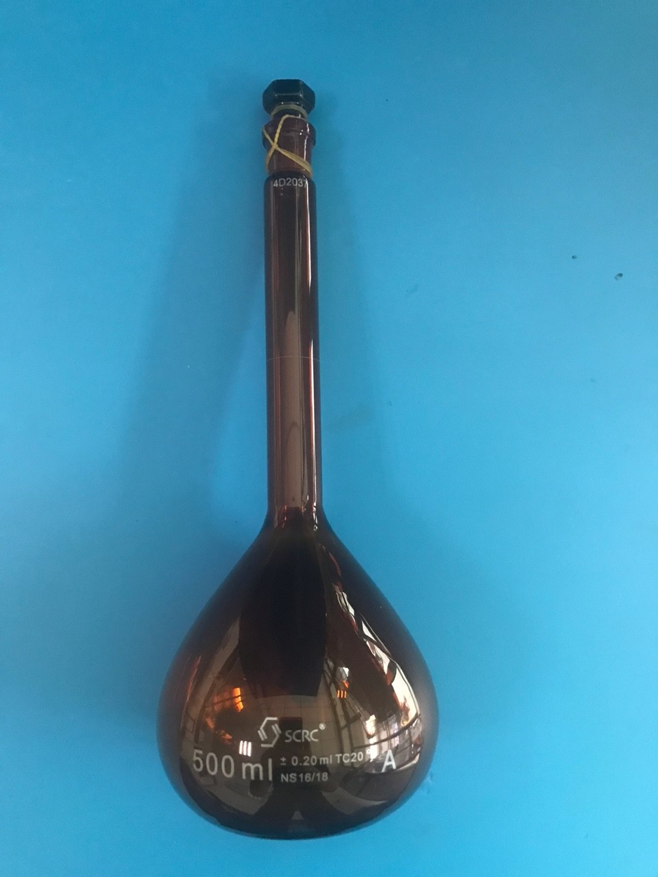 SCRC SCRC 济南库 棕色容量瓶(3.3 A级) 500ml 国药 可代办证书 500ml 2只/盒 济南库 500ml 2只/盒 济南库