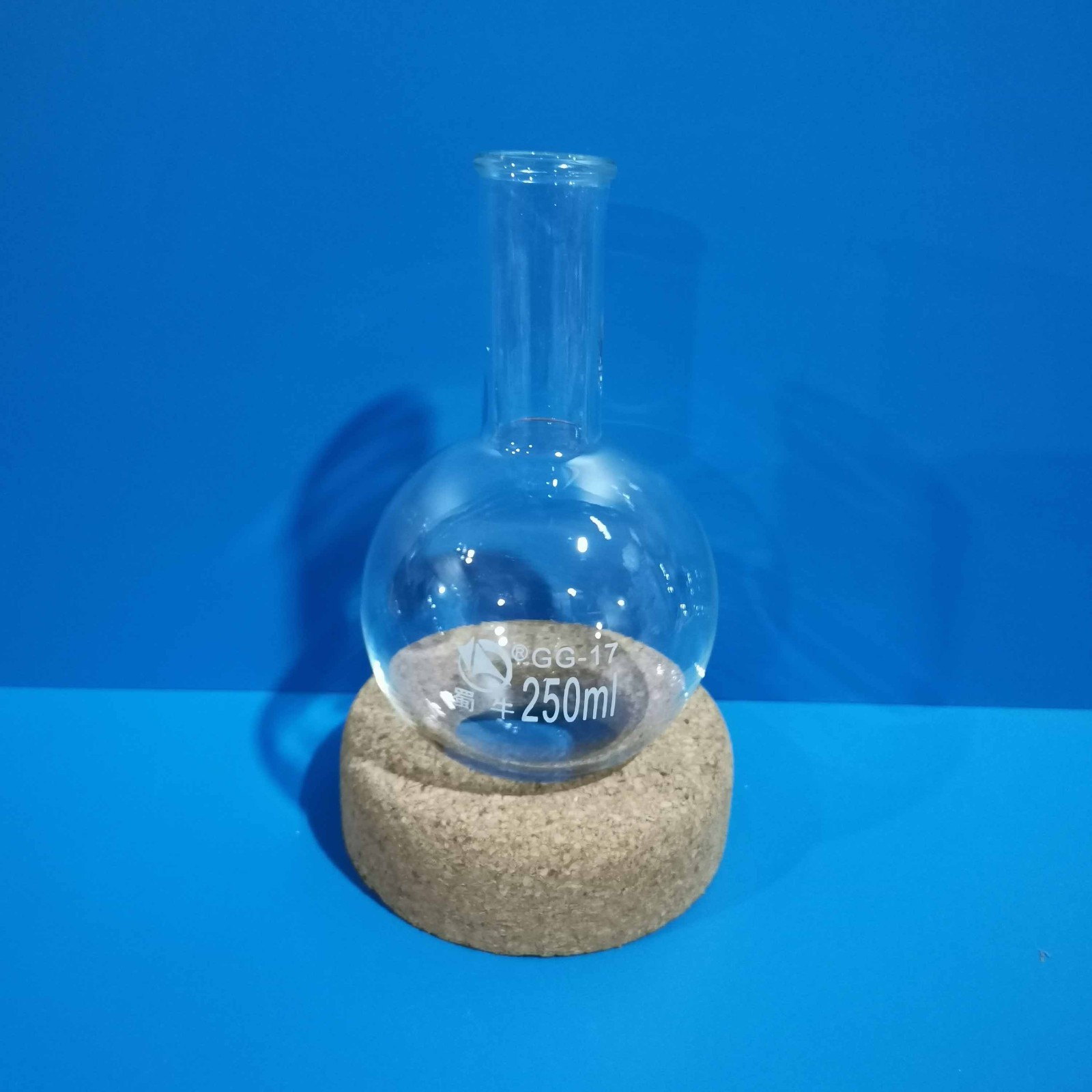 蜀牛 蜀牛 青岛库 短颈圆底烧瓶 250ML 蜀牛 250ML 10/盒*8/箱 250ML 10/盒*8/箱