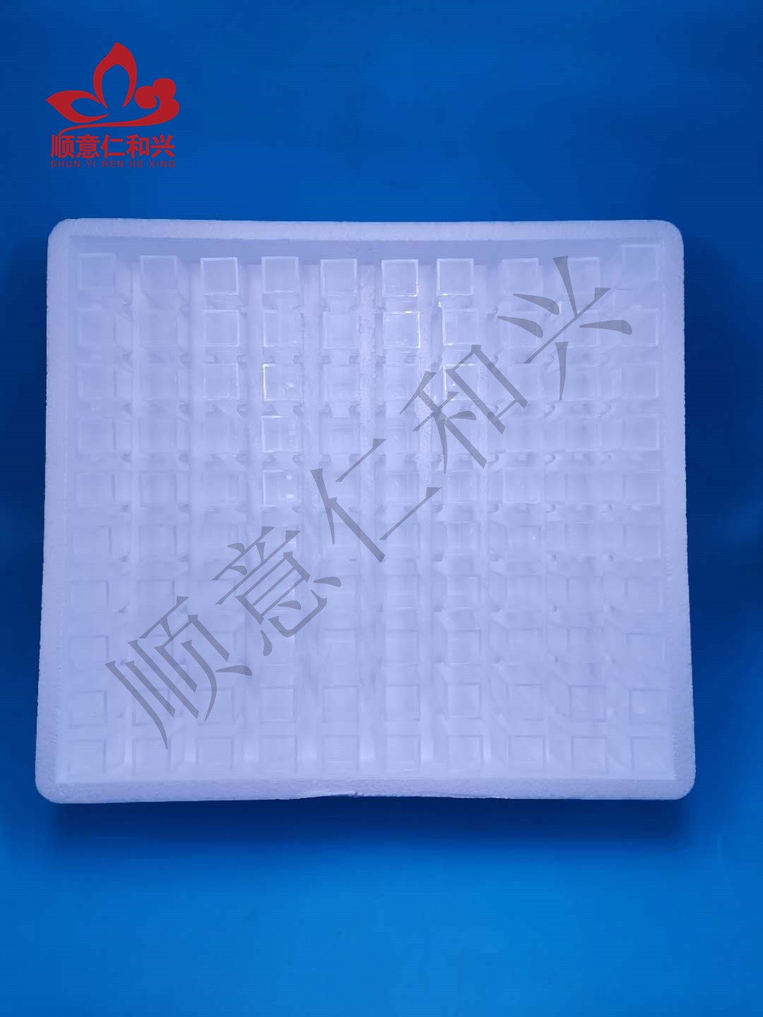 KARTELL KARTELL 青岛库 一次性比色皿 四通光10mm  285～800nm100只/盒  日本亚速旺（代替四通光石英） ST-MA 四通光10mm  285～800nm100只/盒 ST-MA 四通光10mm  285～800nm100只/盒