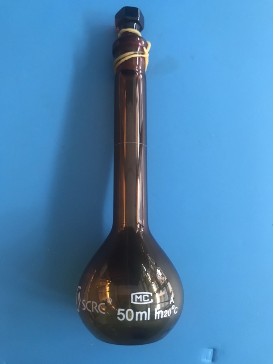 SCRC SCRC 济南库 棕色容量瓶(3.3 A级) 50ml 国药 可代办证书 50ml  2只/盒 济南库 50ml  2只/盒 济南库