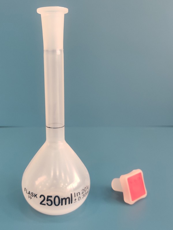 青岛库 优质标准塑料容量瓶 250ML 耐高温高压  Uni-Sci 250ML 250ML