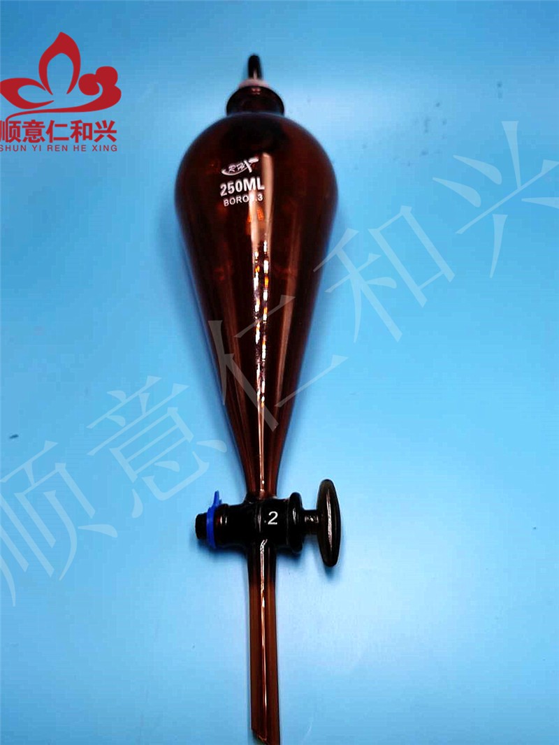 RH RH 青岛库 棕色梨形分液漏斗 优等品 250ml 刻线（酸洗不掉色） 优等品 250ml 优等品 250ml