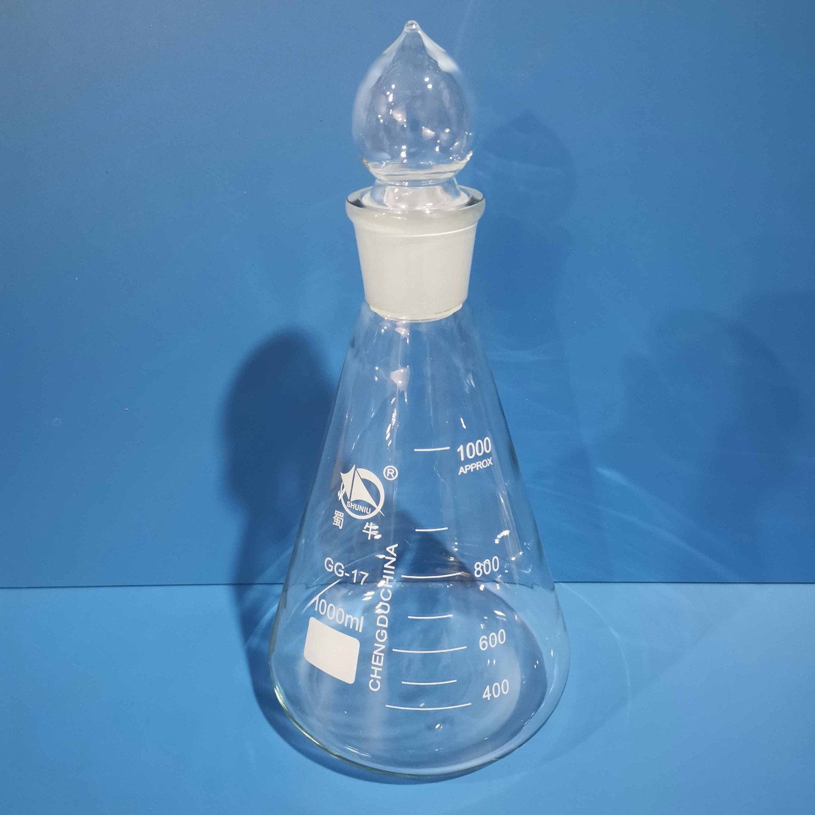 蜀牛 蜀牛 青岛库 具塞三角烧瓶 1000ML/34 蜀牛 1000ML/34  6个/盒*6/箱 1000ML/34  6个/盒*6/箱