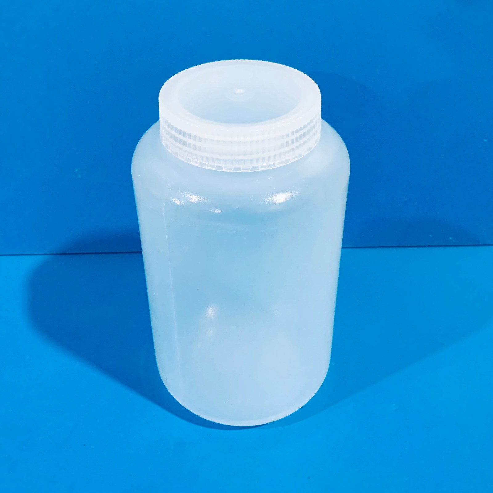 Uni-Sci Uni-Sci 济南库 高品质ppco大容量高强度离心瓶  1000ml  Uni-Sci 1000ml 济南库 1000ml 济南库