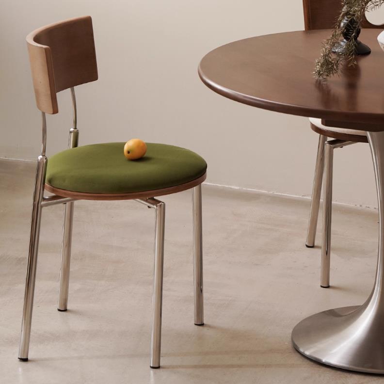 爱客意 爱客意 餐椅刻时 44*41*66 刻时 44*41*66 刻时