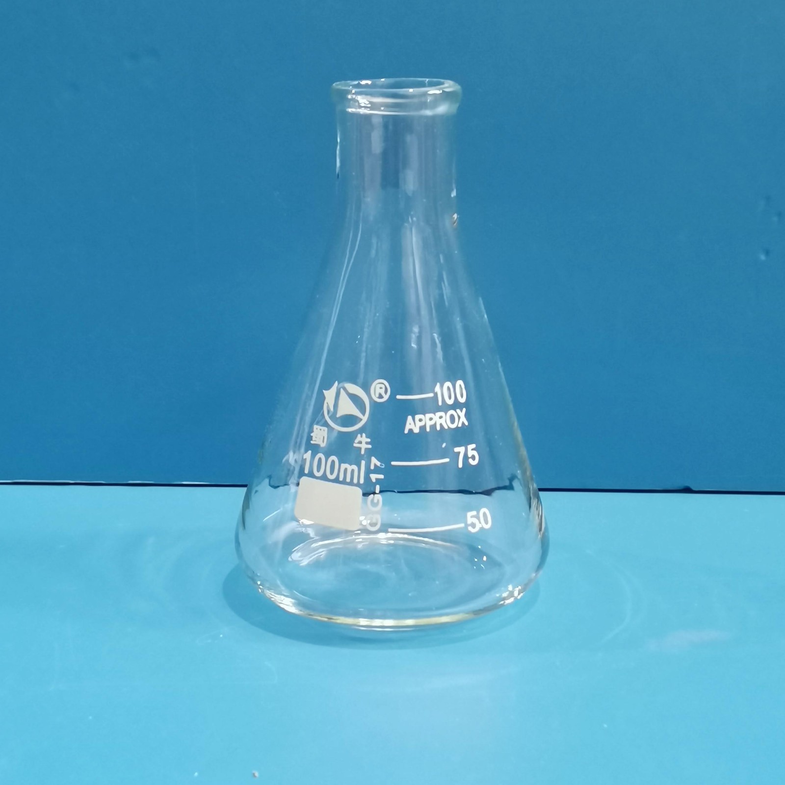 蜀牛 蜀牛 临沂库 小口三角烧瓶 100ML 蜀牛 18-22硅胶塞 100ML  10只/盒*20/箱 临沂库 100ML  10只/盒*20/箱 临沂库
