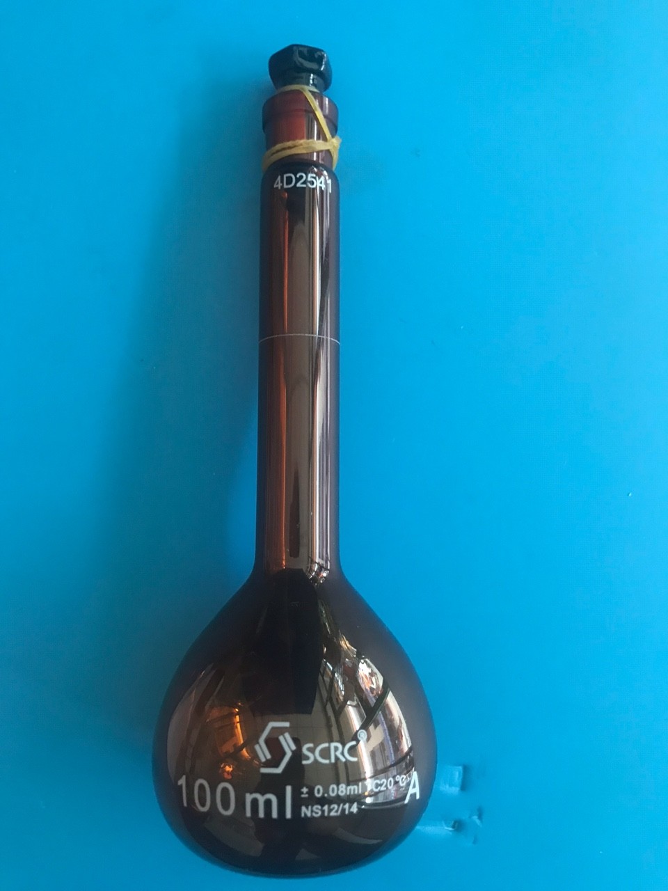 SCRC SCRC 济南库 棕色容量瓶(3.3 A级) 100ml 国药 可代办证书 100ml  2只/盒 济南库 100ml  2只/盒 济南库