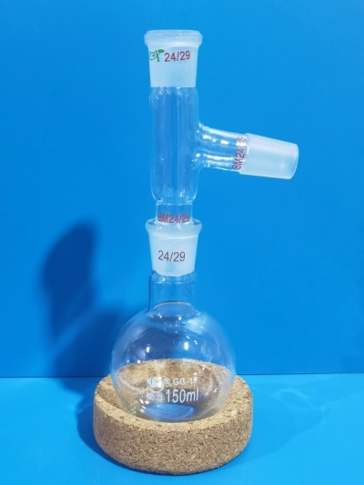蜀牛 蜀牛 济南库 圆底烧瓶 150/24 蜀牛 150/24 10只/盒*20/箱 济南库 150/24 10只/盒*20/箱 济南库