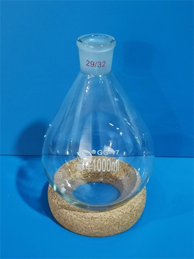 蜀牛 蜀牛 济南库 茄形烧瓶 1000/29 蜀牛 1000/29 3只/盒*6/箱 济南库 1000/29 3只/盒*6/箱 济南库