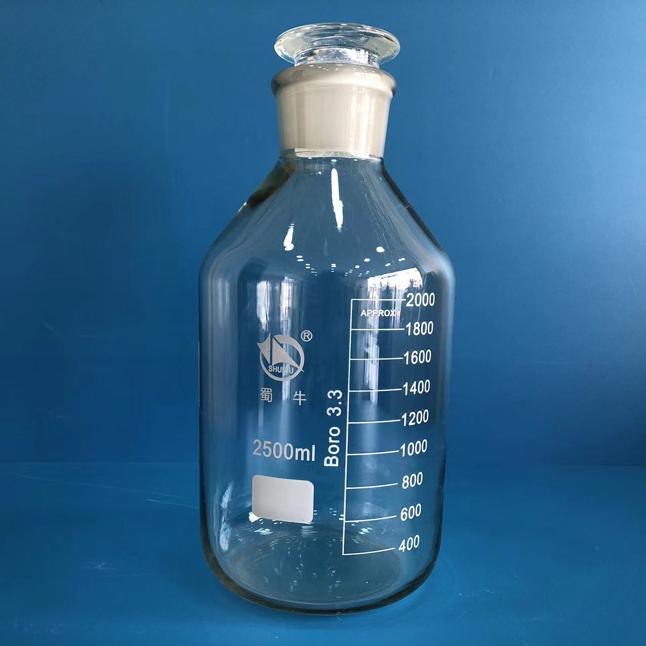 蜀牛 蜀牛 济南库 高硼硅白小口瓶 2500ML 50*42 蜀牛 2500ML 50*42 12/箱 济南库 2500ML 50*42 12/箱 济南库