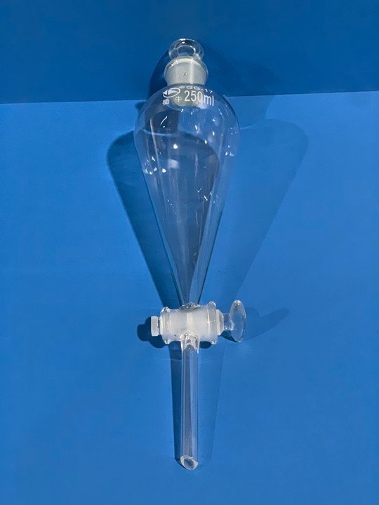 蜀牛 蜀牛 济南库 梨形分液漏斗 250ML 蜀牛 250ML 2只/盒*16/箱 济南库 250ML 2只/盒*16/箱 济南库