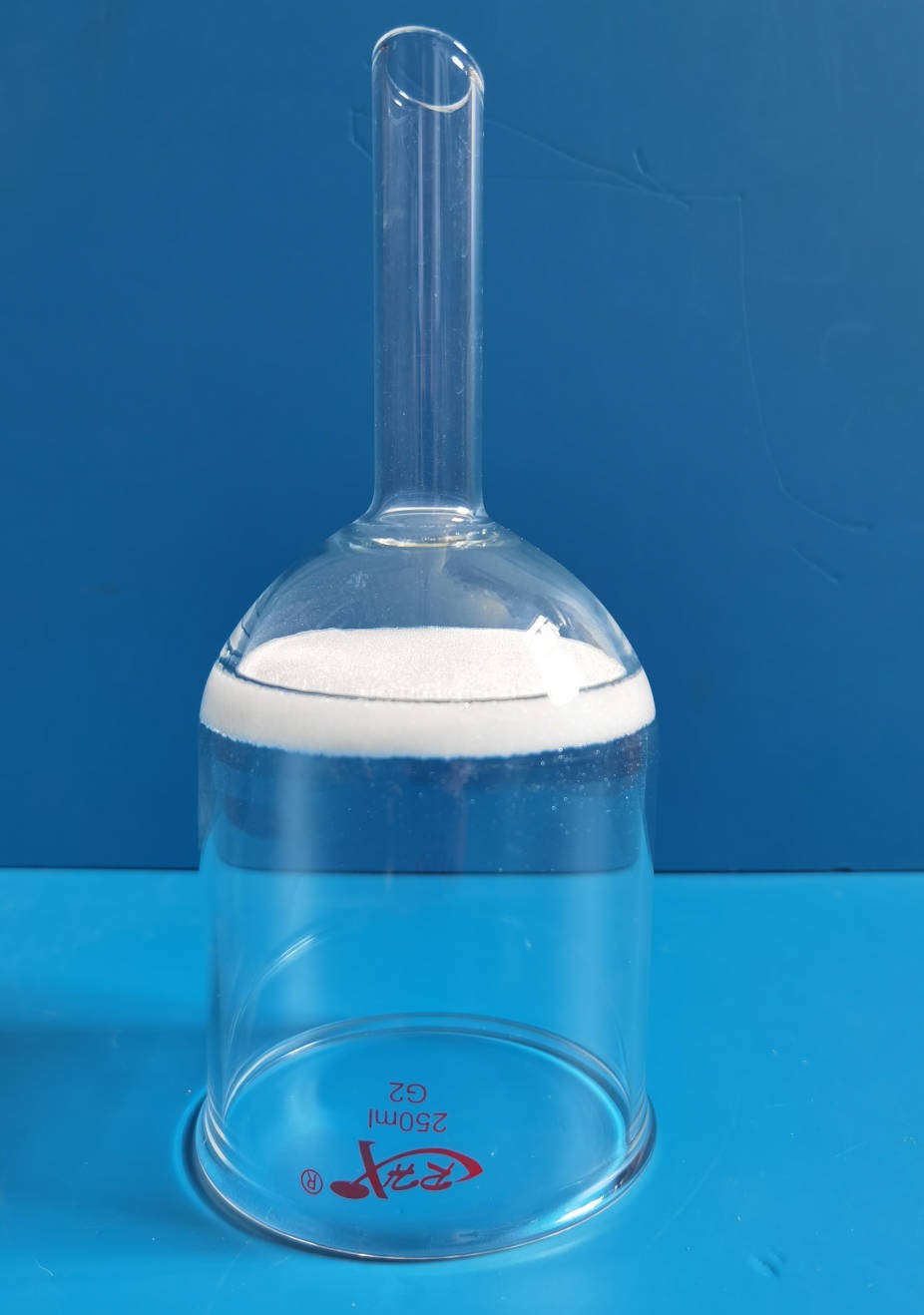 RH RH 青岛库 砂芯漏斗 250ML/G-2  40-80um   RHX  国家标准（原帆船）  优等品 250ML/G-2  40-80um    2只/盒 青岛库 250ML/G-2  40-80um    2只/盒 青岛库