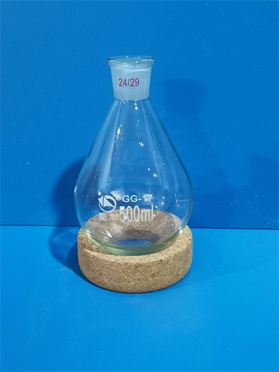蜀牛 蜀牛 济南库 茄形烧瓶 500/24 蜀牛 500/24 6只/盒*6/箱 济南库 500/24 6只/盒*6/箱 济南库