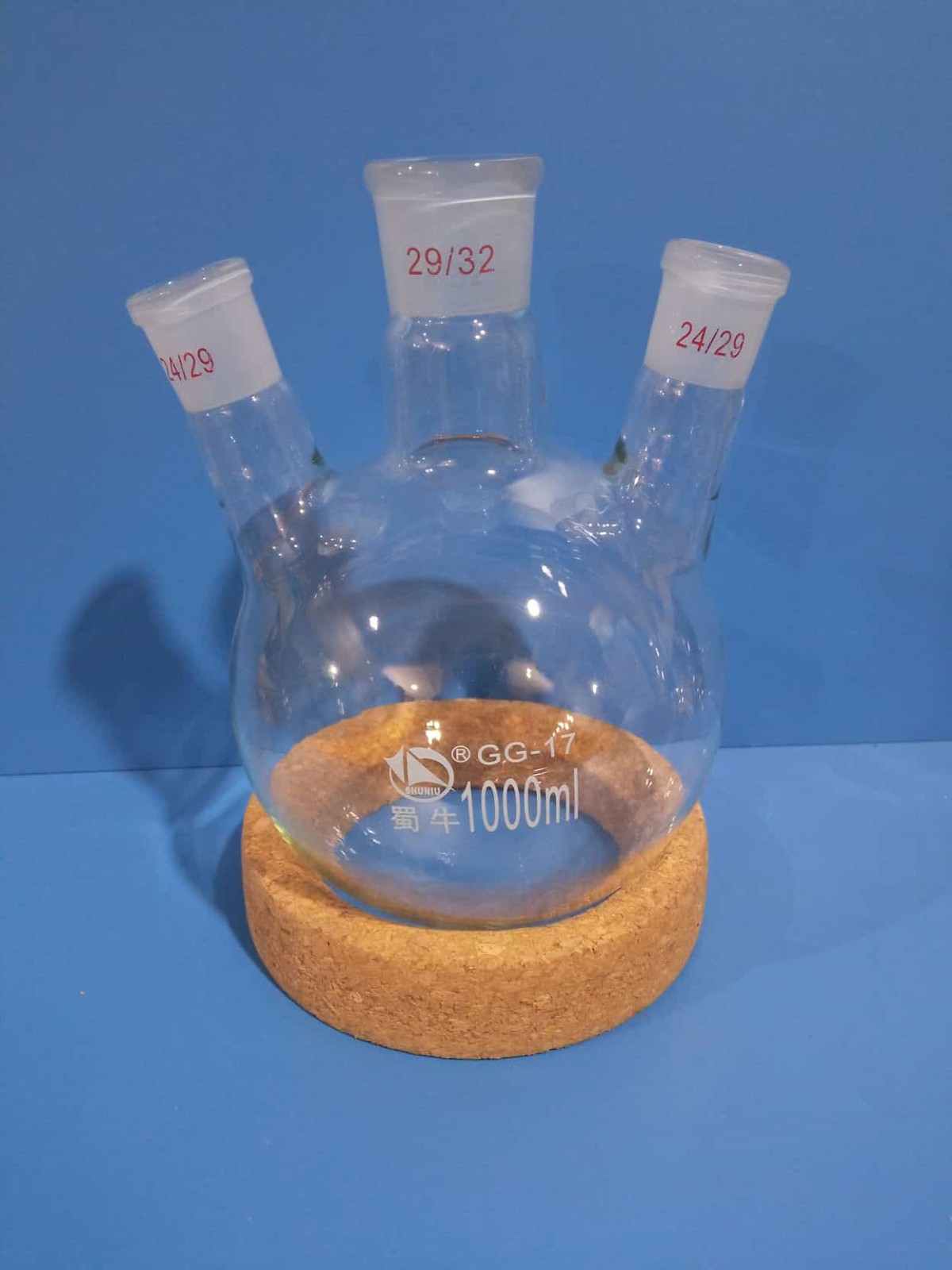 蜀牛 蜀牛 济南库 斜三口烧瓶 1000/29/24*2 蜀牛 1000/29/24*2   3只/盒*6/箱 济南库 1000/29/24*2   3只/盒*6/箱 济南库