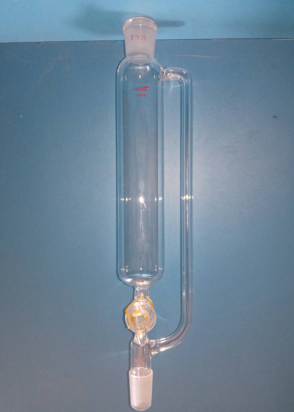 RH RH 济南库 玻塞恒压滴液漏斗 100ml/19*2 RHX 优等品 100ml/19*2  2只/盒*25/箱 济南库 100ml/19*2  2只/盒*25/箱 济南库