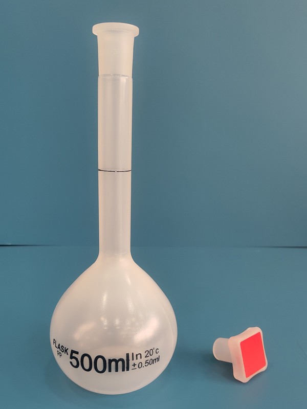 青岛库 优质标准塑料容量瓶 500ML 耐高温高压  Uni-Sci 500ML 500ML