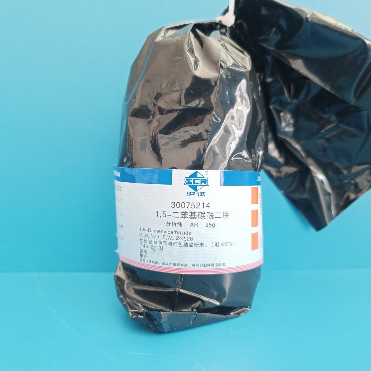 国药 沪试 国药 沪试 济南库 1,5-二苯基碳酰二肼    （二苯氨基脲）AR 25G 国药 AR 25G AR 25G