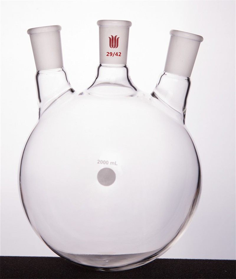 欣维尔 欣维尔 济南库 斜三口烧瓶 2000ml 中间磨口:29/42侧磨口:24/40 欣维尔 2000ml 中间磨口:29/42侧磨口:24/40 济南库 2000ml 中间磨口:29/42侧磨口:24/40 济南库