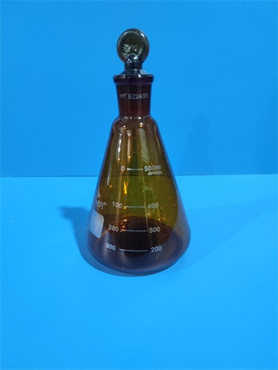 RH RH 青岛库 棕色具塞三角烧瓶 实心塞 500ml/24 RH 实心塞 500ml/24 实心塞 500ml/24