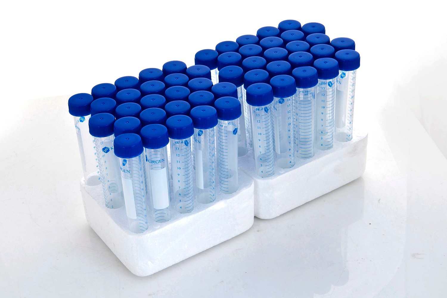 Kirgen Kirgen Kirgen 15ml离心管，尖底，10000g，PP，灭菌，带架，50个/架，10架/箱 50个/包 50个/包