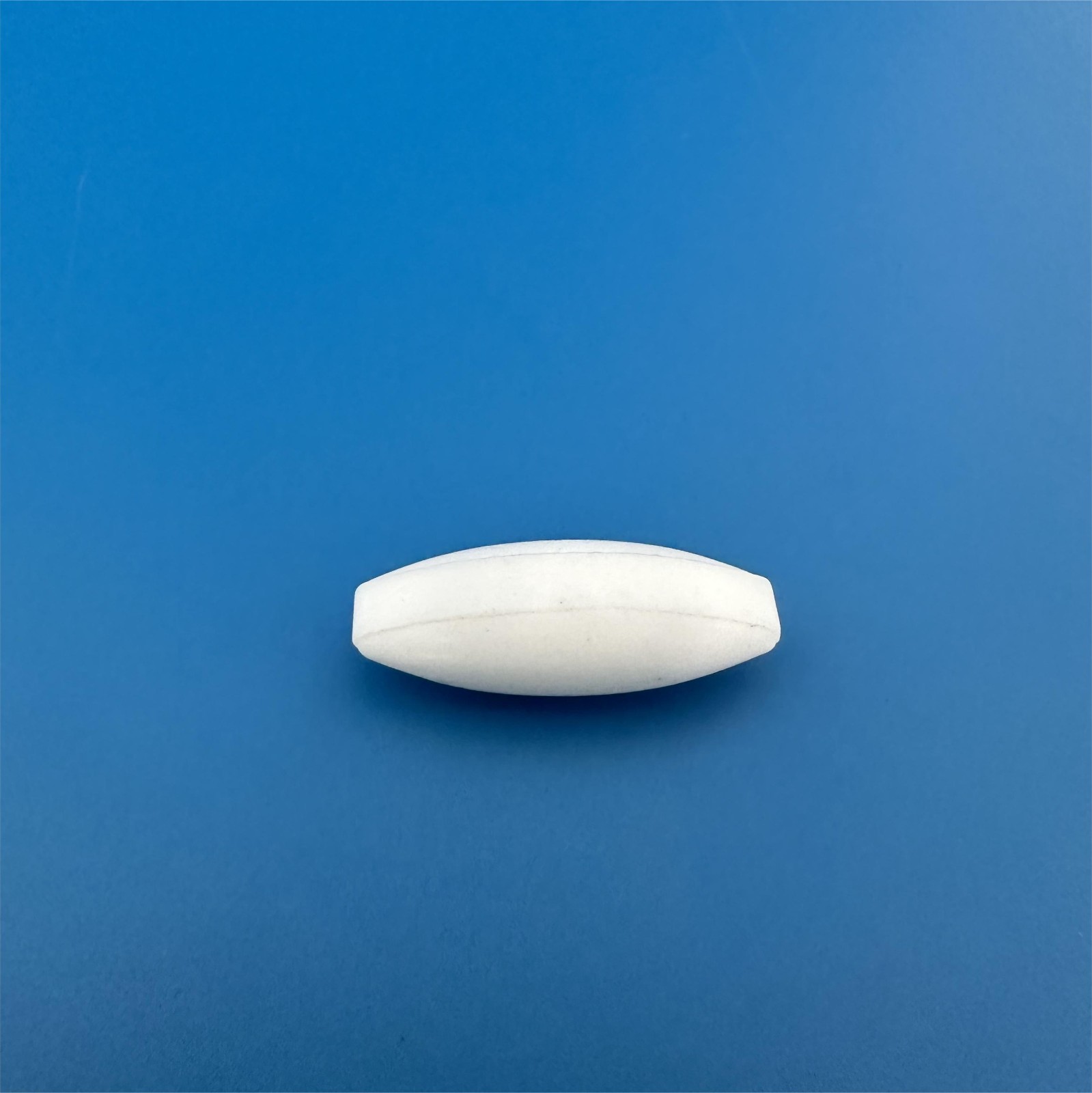 RH RH 济南库 菱形磁力搅拌子 3cm  RH φ10*30MM N35磁铁 10*30MM  耐受80-120° 济南库 10*30MM  耐受80-120° 济南库