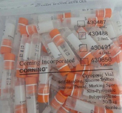 Corning Corning 济南库 2ml冻存管，2mL细胞冻存管，内旋盖，可立无菌，50支/包，500支/箱 50支/包 50支/包
