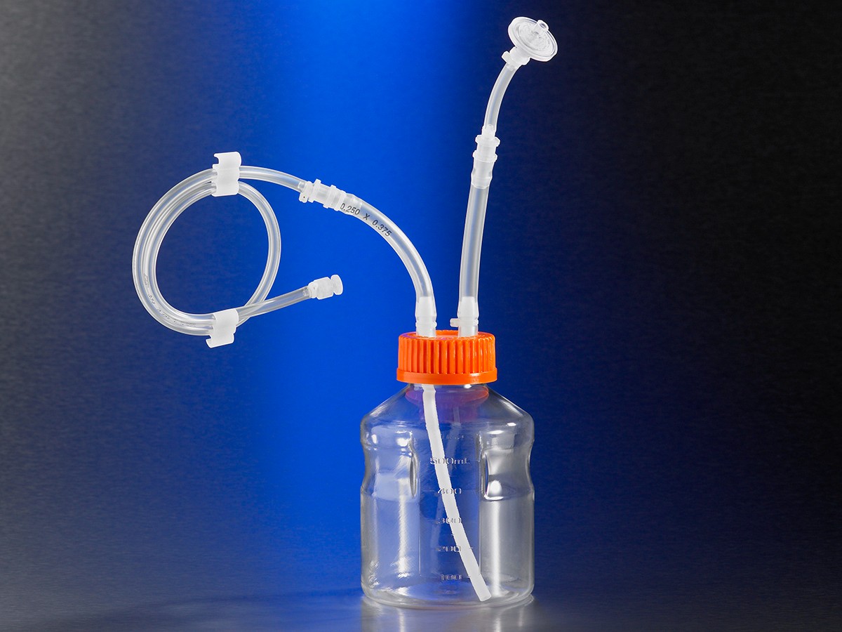 Corning Corning Corning Easy Grip Storage Bottle, 500mL Polystyrene bottle with Closed System Tubing accessories wit 4/cs 4/cs