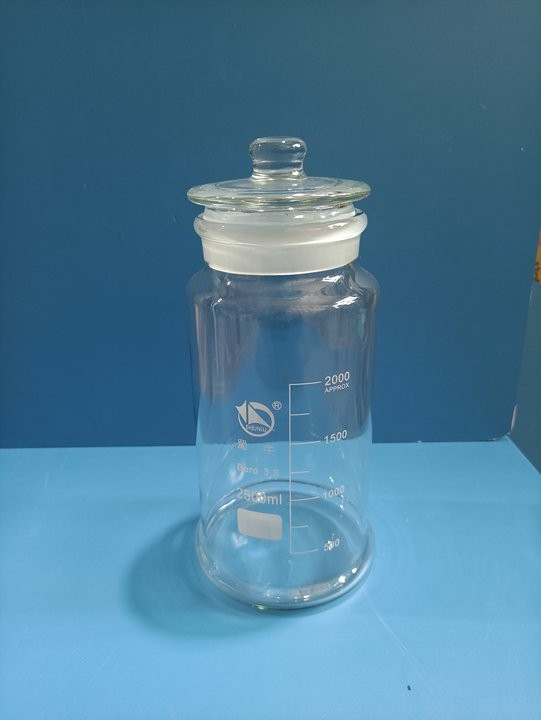 蜀牛 蜀牛 济南库 高硼硅标本瓶 2500ml 95*32盖子 蜀牛 2500ml  1个/盒*12/箱 济南库 2500ml  1个/盒*12/箱 济南库