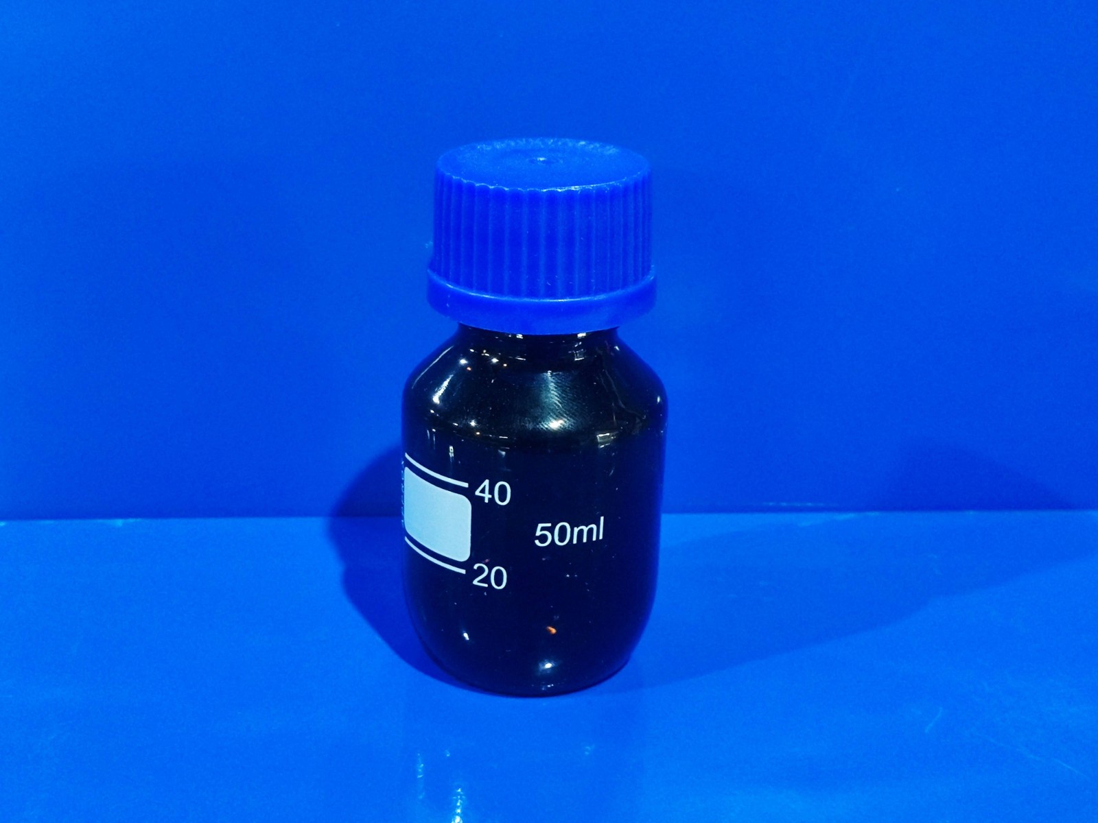 徐州 徐州 济南库 棕色普通丝口试剂瓶 50ml 徐州 32只/盒 192只/箱 济南库 32只/盒 192只/箱 济南库