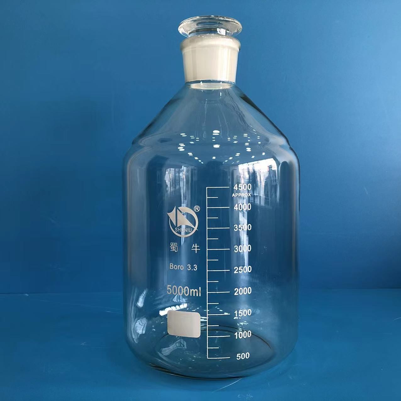 蜀牛 蜀牛 青岛库 高硼硅白小口瓶 5000ML 50*42 蜀牛 5000ML 50*42  6只/箱 5000ML 50*42  6只/箱
